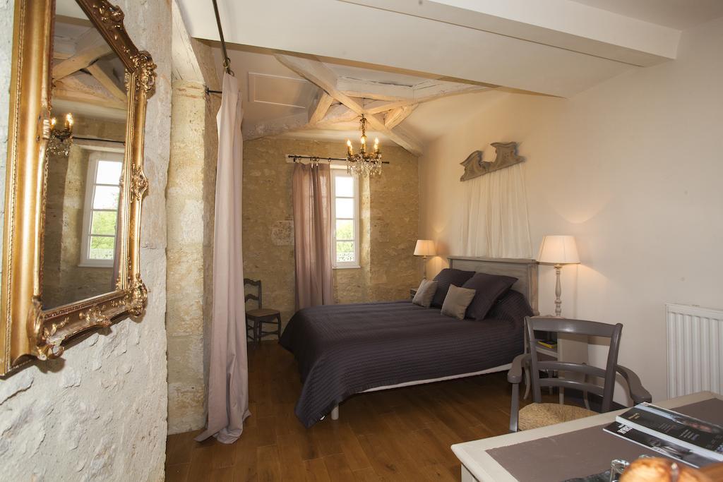 Maison D'Hotes De Charme Les Bruhasses Condom Exterior foto